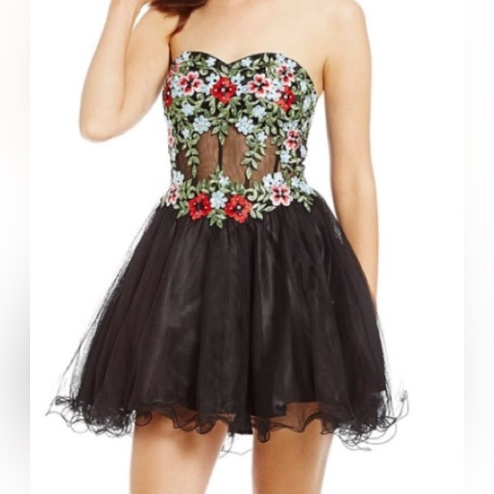 Blonde Nites embroidered mesh strapless sweetheart dress with corset